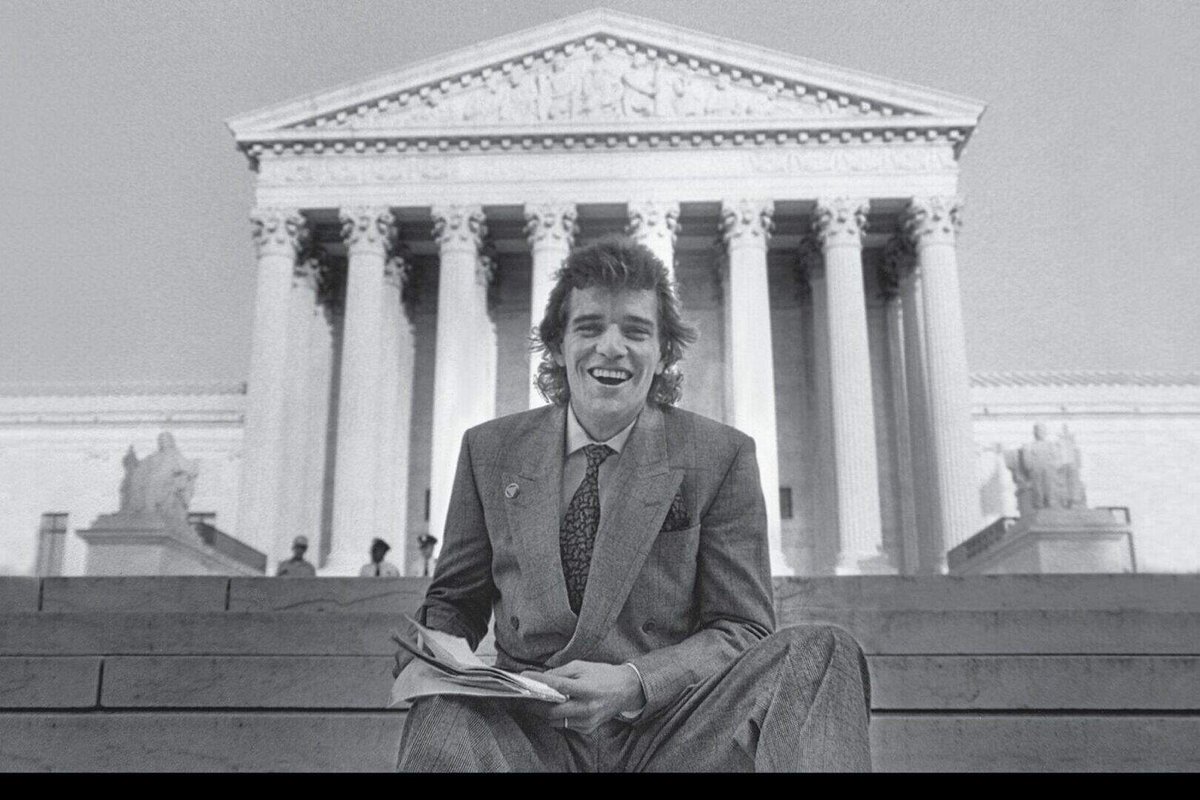 Homonotqueer's tweet photo. Contrary to revisionist history the legal foundation of gay rights in the U.S. was built by gay men. In fact the most foundational milestone in American history regarding the abolition of anti-sodomy laws was secured entirely by gay men. https://t.co/KYa9pVoWYL