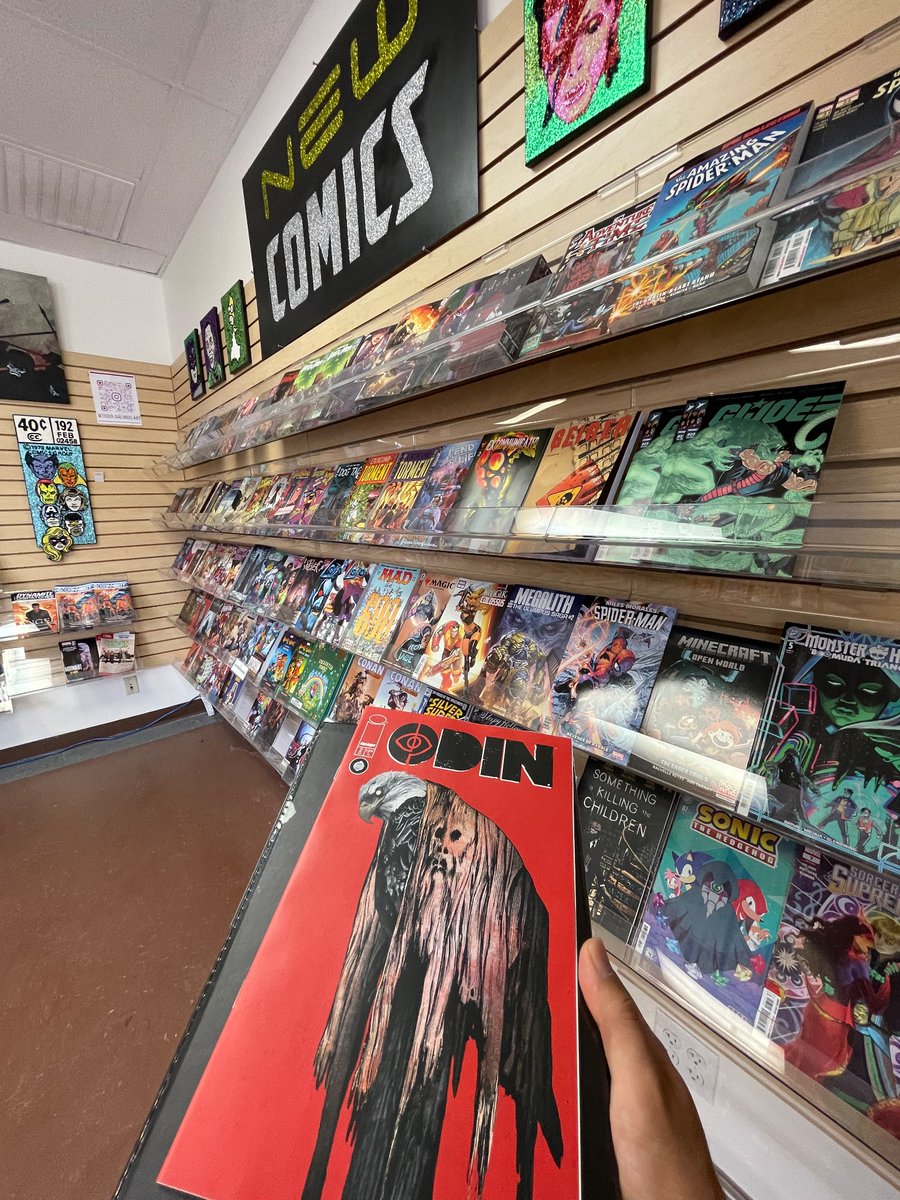 MintedKey's tweet photo. 2nd Stop TRIBE! ✋
@Tribecag 

#ComicBookDay
#AustinTX
#Lobo
#Odin https://t.co/nmmSUoeN5F