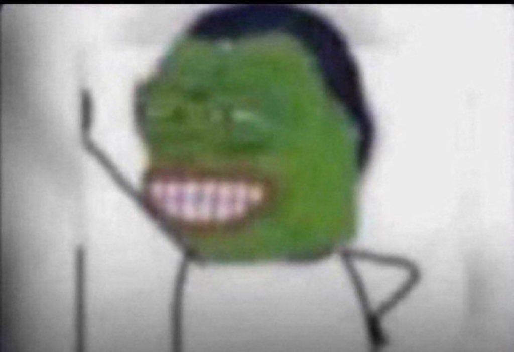 Divine001__'s tweet photo. omo ronaldo paste una babes??!😂 https://t.co/kTyYKkPNkm