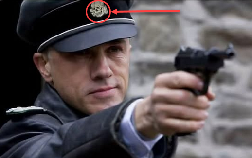 SaltyGoat17's tweet photo. Anyone else notice they had Graham Platner's tattoo in Inglorious Bastards?

I know right?

What are the chances?!? https://t.co/imWBNiQww6