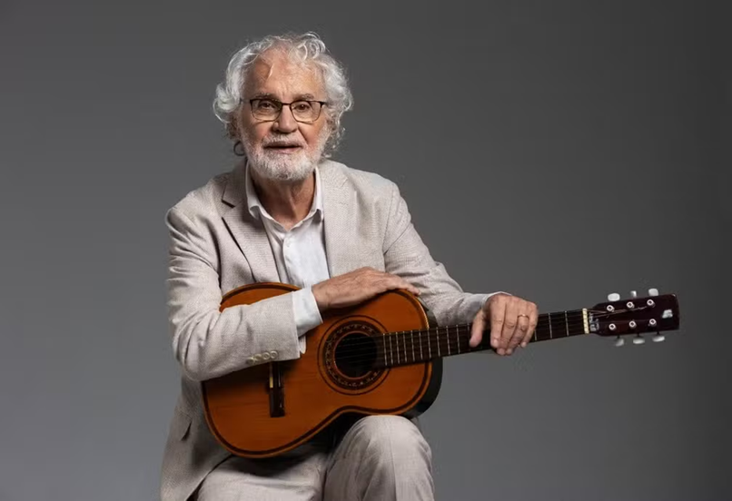 supertransado's tweet photo. Um dos maiores nomes da música caipira brasileira, Renato Teixeira retorna ao Rio Grande do Sul em agosto, para uma série de apresentações especiais celebrando mais de oito décadas de vida. https://t.co/rTKogo335s https://t.co/xJWYCdl9XA