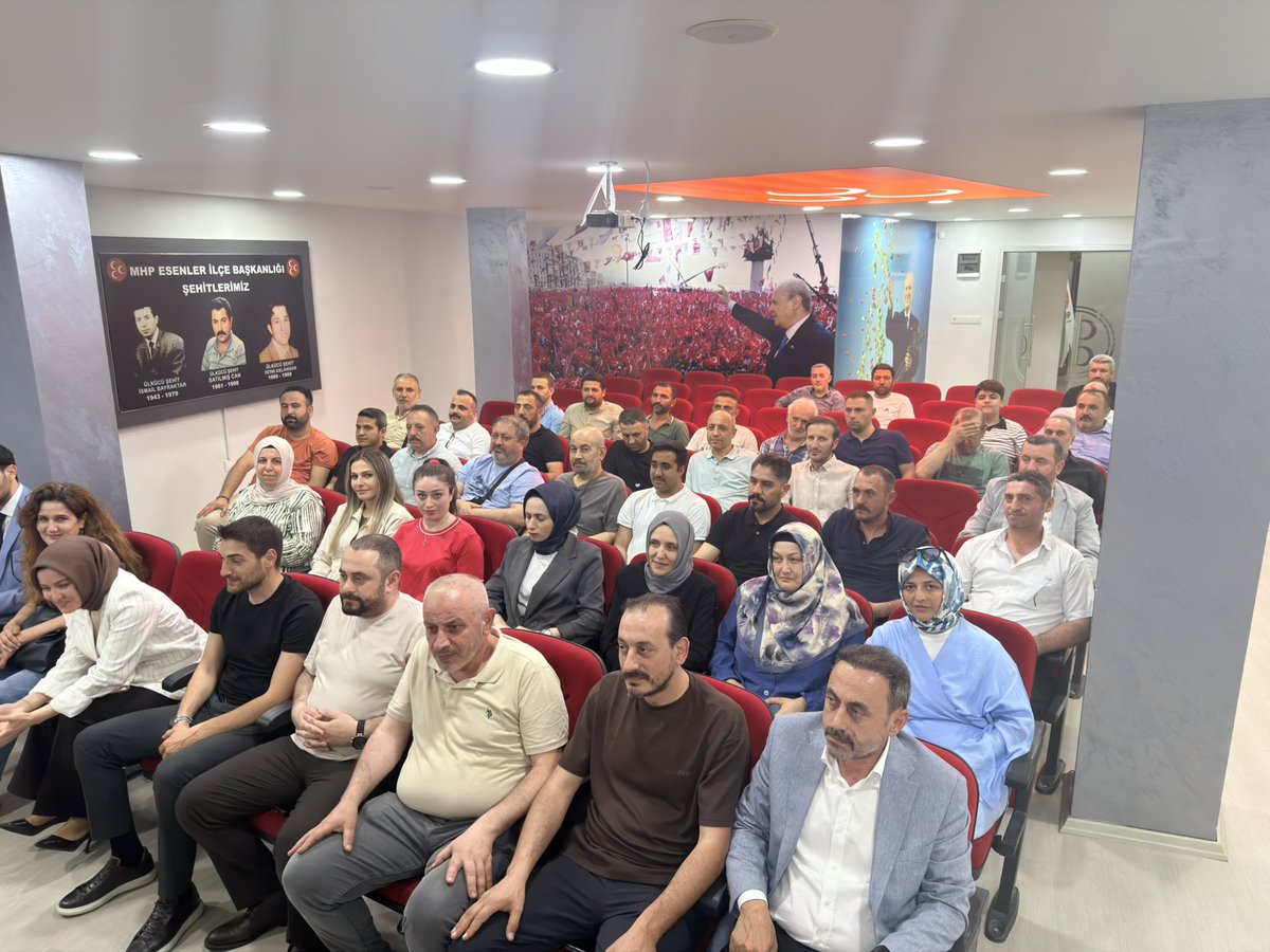 alicanerdogann's tweet photo. 📍 Yönetim Kurulu Toplantısı

MHP Esenler İlçe Başkanlığı olarak; 17/06/2026 tarihli yönetim kurulu toplantımızı gerçekleştirdik.

Alınan kararların, hayırlı olmasını temenni ediyoruz

@_MHPistanbul_ 
@BBvolkanyilmaz 
@ahmetyasak https://t.co/ouomcc1wSi