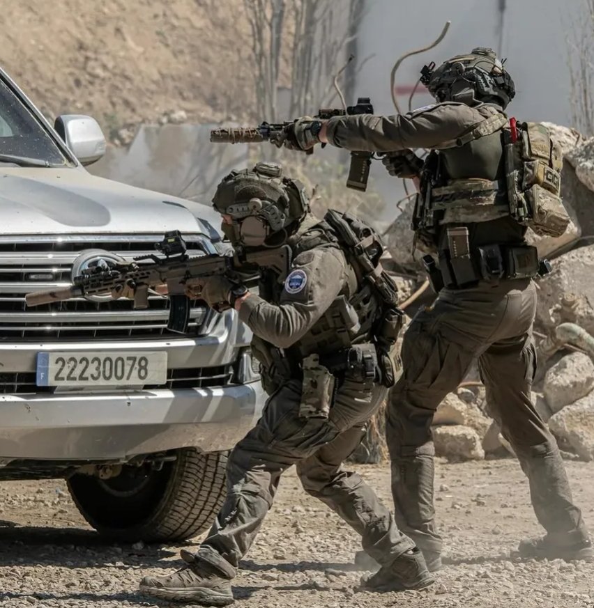 Remnantize's tweet photo. GIGN https://t.co/VtGVcHDJd9