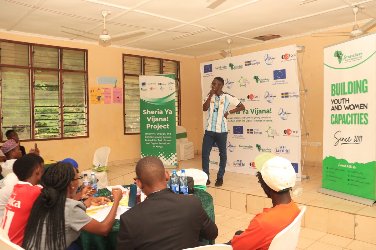 StretchersYouth's tweet photo. Today, Day 2 of the #SheriaYaVijana Creatives Training in Kwale featured an inspiring session with @BlessedNjugush, who shared his journey, lessons, and insights on using creativity for impact.
#GreenDigitalYouth #DigitalStorytelling #EUinKenya https://t.co/6ZRmWNYETD