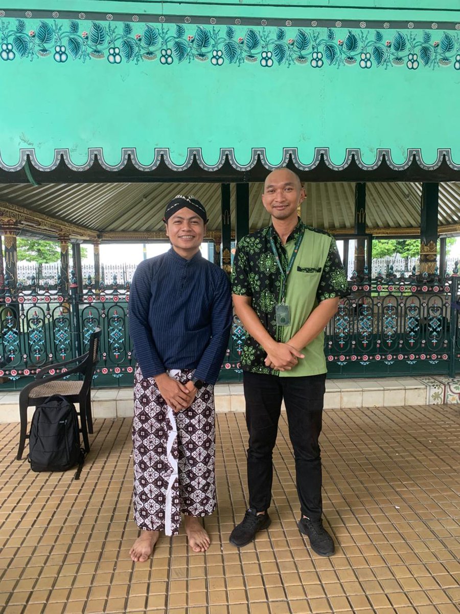 tpxtpx's tweet photo. with my best friend watt wett 🏸🏸😅🤣
01/04/2026
nunut nyimpen.
#latepost https://t.co/lEQi5WP5tB