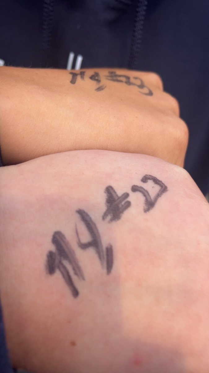 evesummy2029's tweet photo. Yesterday my team and I went to the AUSL, Bandits vs Spark game today. It was so fun to see such a close and exciting game. We also got to meet Maya Johnson and she signed our hands!! https://t.co/noaoUTWl1T