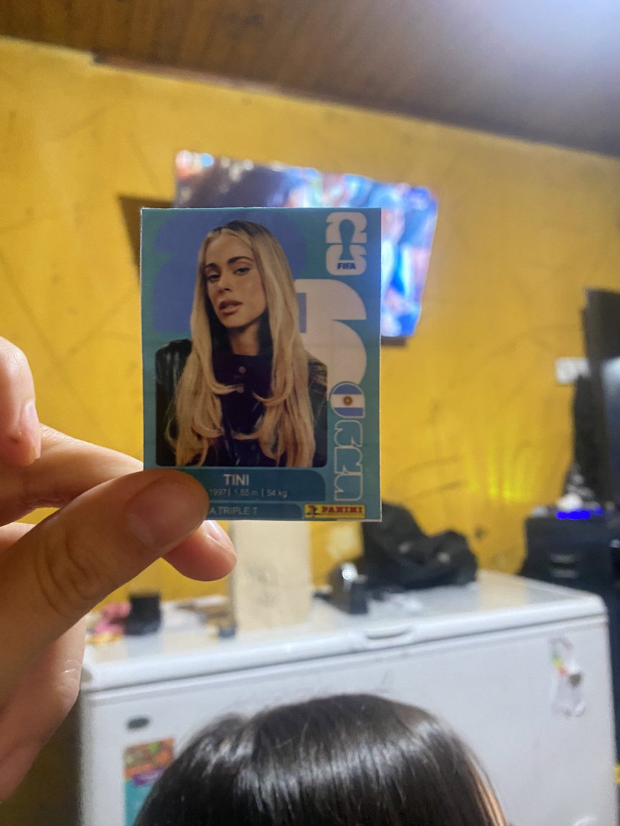 jacqueleeeeen's tweet photo. Nose yo tuve mi amuletini todo el partido😍🇦🇷 #argentina  #tini https://t.co/ES2LKlM6Ek