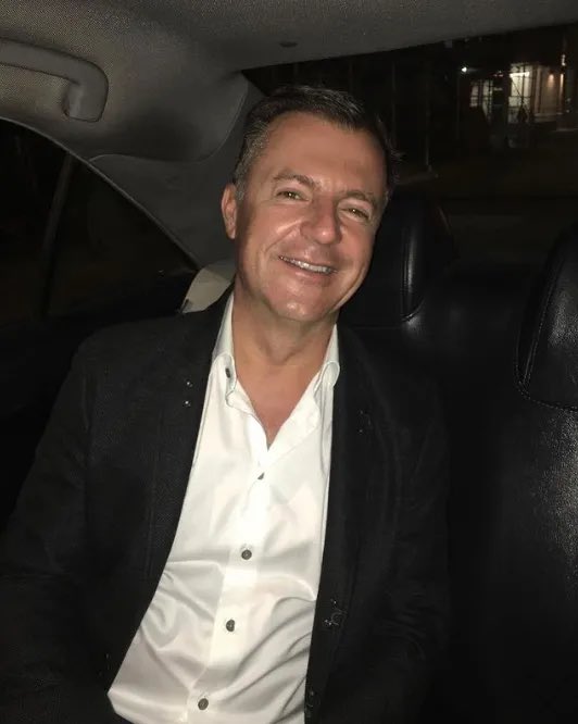 opexabuser's tweet photo. Yo cuando me preguntan que de qué curro: https://t.co/by9mEoV5zr