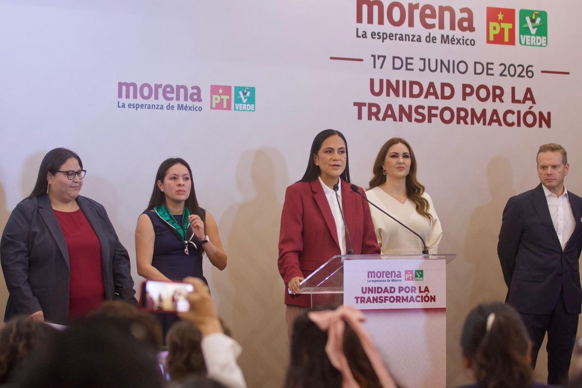A_MontielR's tweet photo. En conferencia de prensa conjunta de @PartidoMorenaMx, @partidoverdemex y @PTnacionalMX, junto a @CitlaHM, presidenta de la Comisión Nacional de Elecciones, presentamos el proceso de definición de las y los aspirantes a Coordinadores Estatales en Defensa de la Transformación y la Soberanía Nacional, que se realizará del 22 al 27 de junio en la #CiudadDeMéxico.

Con unidad, organización y trabajo territorial, seguiremos fortaleciendo nuestro movimiento, respaldando a la presidenta @Claudiashein y profundizando la revolución de las conciencias junto al pueblo de México. 🇲🇽

@karencastrejont @AlbertoAnayaGt
@ArturoEsc @ReginaldoSF_PT
@CarlosPuenteZAC @geovanna_b
#HumanismoMexicano
#PrimeroLosPobres