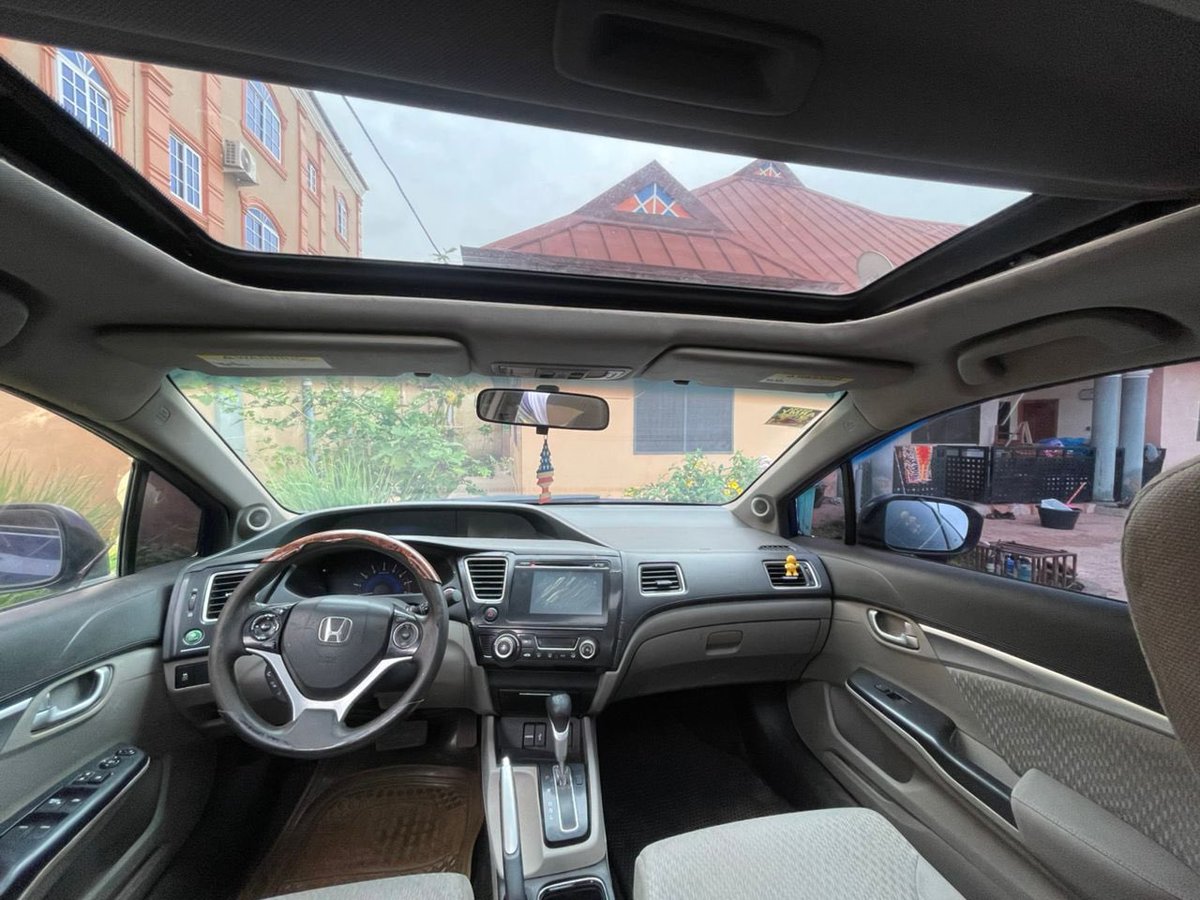 _mumsking's tweet photo. 2014 Honda civic 
Full option 
Sunroof
Keyless entry/ push to start
1.8L
For sale: GH110k https://t.co/66ySHNbsD4