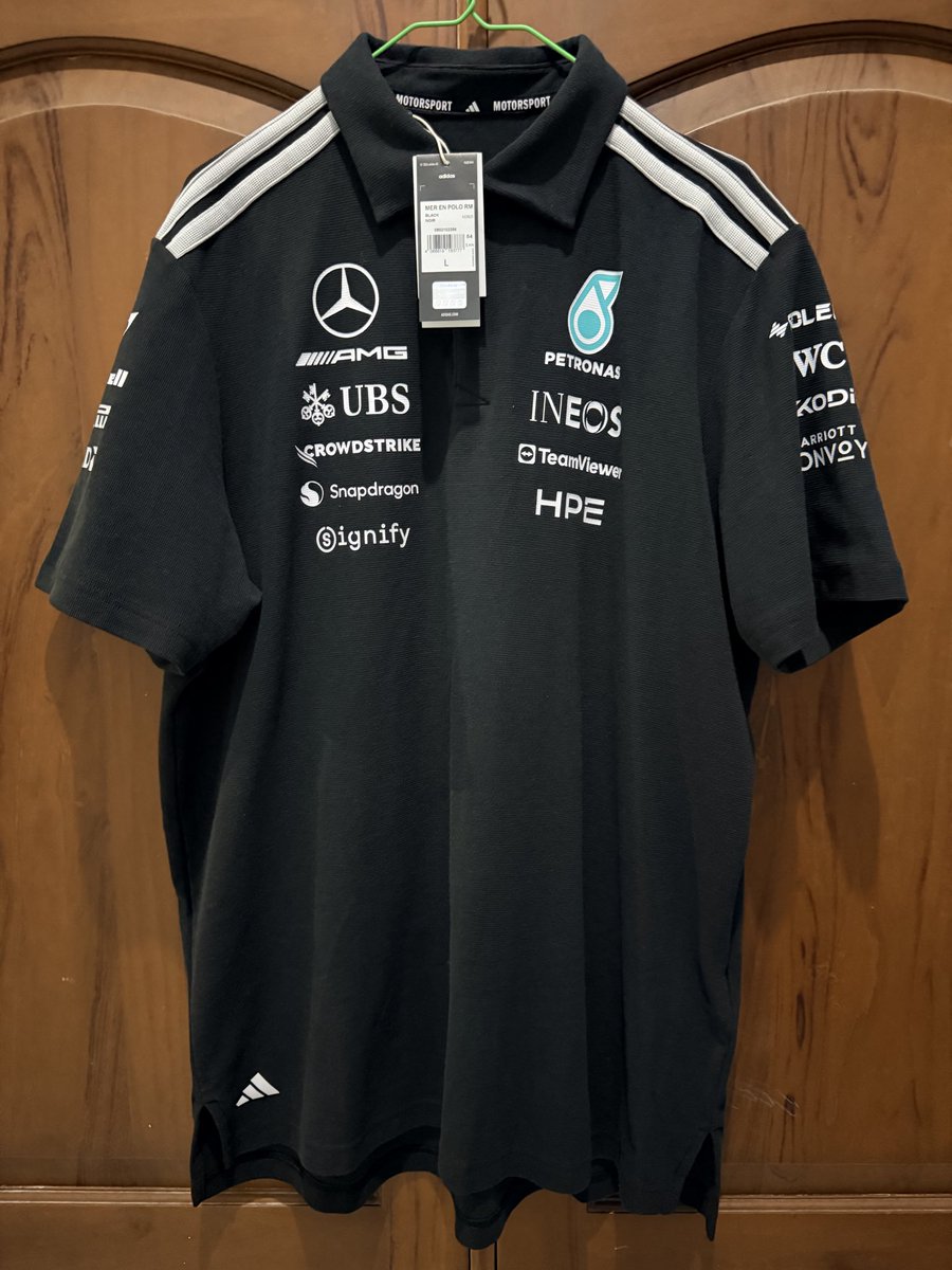angcadas's tweet photo. WTS Adidas Polo Mercedes AMG Petronas F1 
- warna Black
- size L
- 100% Original
- masih ada Tag nya
dijual karena salah ukuran, minat langsung DM yaa

#zonauang #adidas #petronas #formula1 https://t.co/8Tq4fwNoEZ