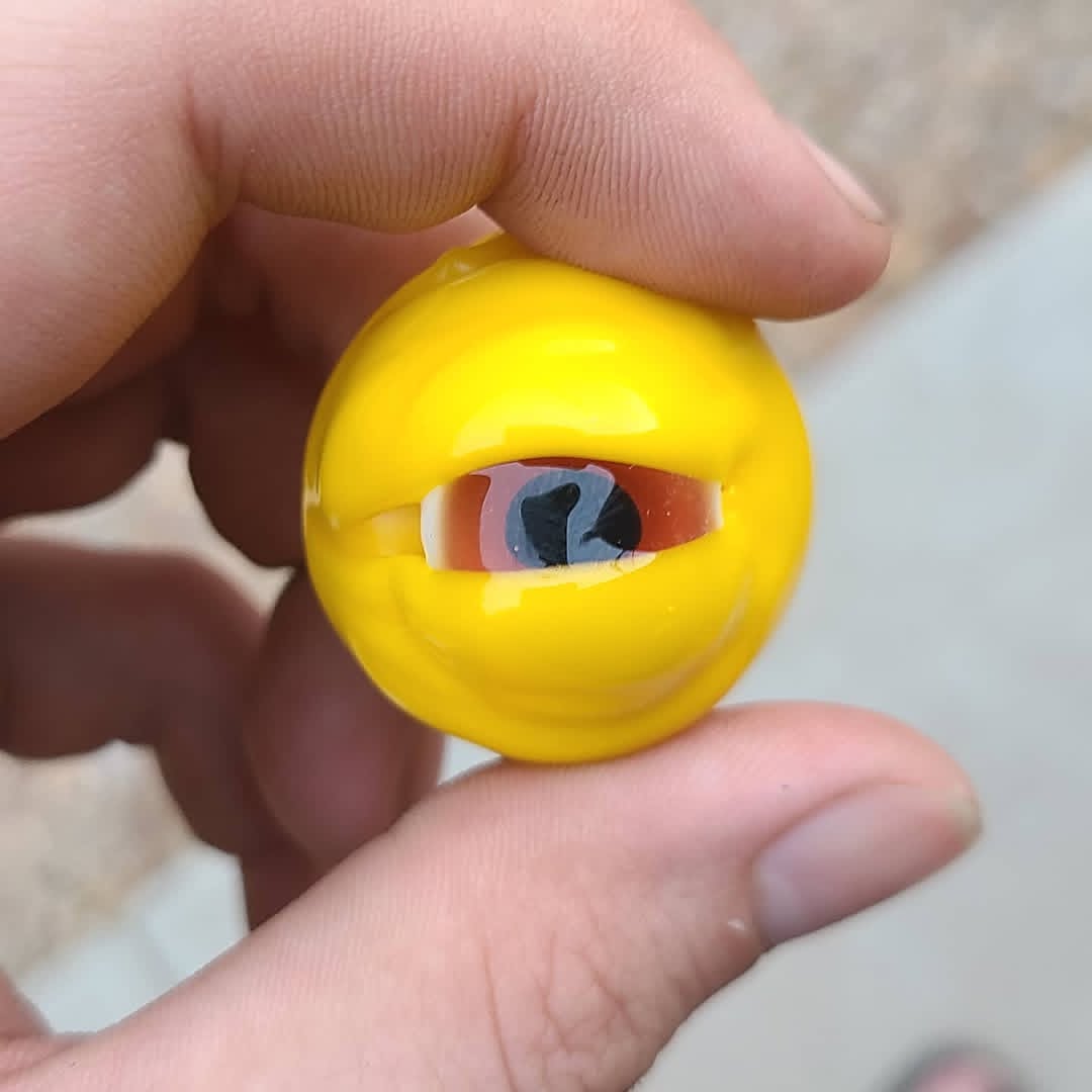ouchkickglass's tweet photo. Not what #eye had in mind.... 😏 not sorry, cause it's a go #glass #glassblowing #lampworking #glasssculpting #justkeepmelting #cadmium #learningthroughplay https://t.co/hEsQlTsfCO