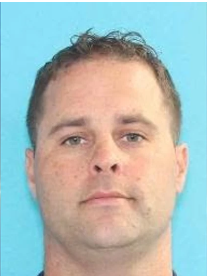 oregonwoman's tweet photo. 🚨BOLO - Sex Offender on the run in Oregon🚨

A heavy police presence remains in the Agness area Wednesday as authorities continued searching for a wanted man believed to be armed and possibly dangerous, according to the Curry County Sheriff’s Office.

The sheriff’s office said Kenneth Leatherwood, of Bastrop, Texas, is wanted for sex-related crimes involving a minor, as well as a stolen vehicle and reported stolen weapons. Authorities emphasized Leatherwood is not on the FBI’s top 10 most wanted list and is not wanted for murder charges.

Leatherwood is described as a white adult male in his late 30s, about 5-foot-10 and 200 pounds, with brown hair and green eyes.

Authorities said Leatherwood was last known to be wearing an ivory T-shirt, blue jeans and cowboy boots, and may have an Australian shepherd mix dog with him.

The sheriff’s office is urging the public not to approach or attempt to contact Leatherwood. Anyone who sees him is asked to contact the Curry County Sheriff’s Office at 541-247-3242, option 9, or call 911 if it is an emergency.

The Curry County Sheriff’s Office said it is working closely with Oregon State Police and relaying information as it is received.