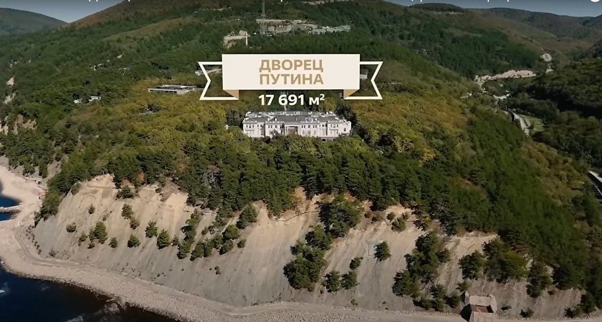 ustavschey's tweet photo. @BryceMLipscomb вор и коррупционер https://t.co/SDdgdvV5YF