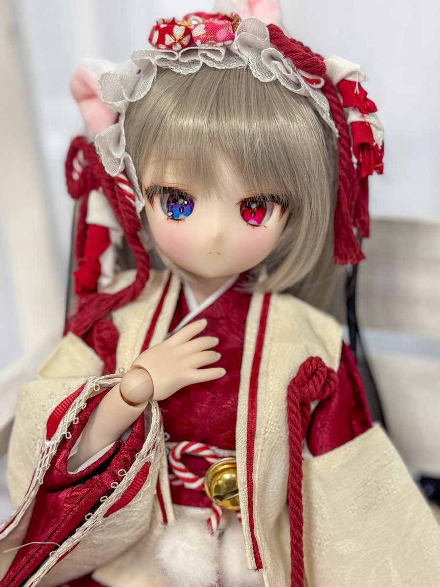 syudolls's tweet photo. おはようございます！

雨始まりですが、元気もりもり木曜日ᕙ(  ᴖ̀ ̫ᴖ́ ͈  )ᕗ

今週も後半戦に入りました！
残り2日間、頑張って行きましょう(๑•̀ㅂ•́)و✧
本日もよろしくお願いします😊

柊瑠『私は頑張らないよ？』

#おはドル
#マトマノオヘヤ https://t.co/EIpIJ5MUy2