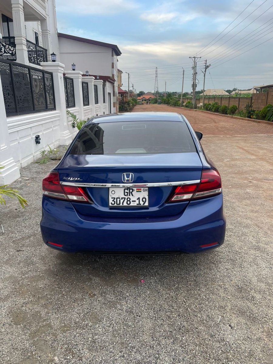 _mumsking's tweet photo. 2014 Honda civic 
Full option 
Sunroof
Keyless entry/ push to start
1.8L
FOR SALE : 110k https://t.co/DQJAp1Wfr2