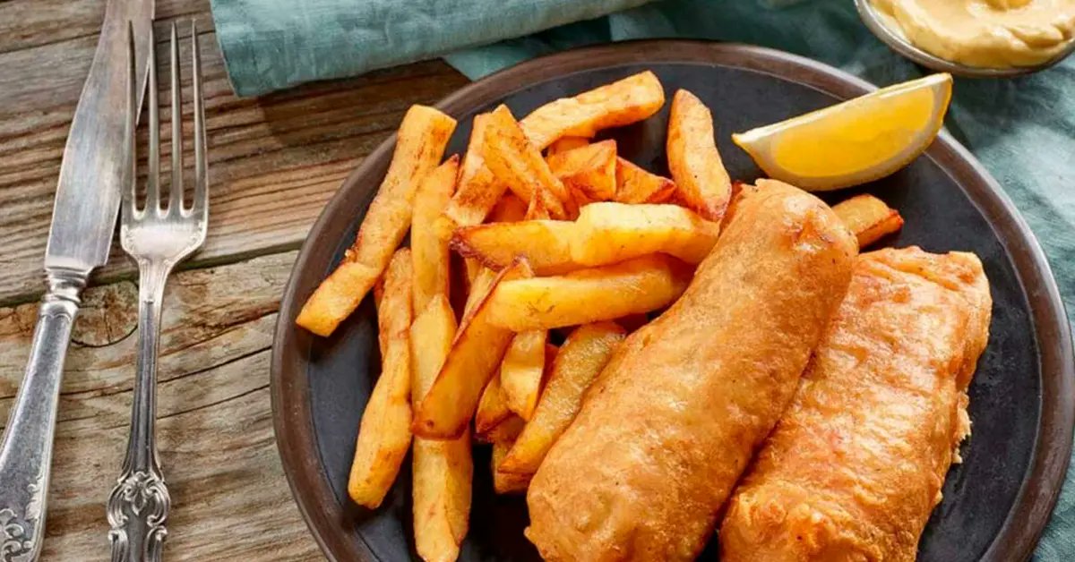 caminoconvos's tweet photo. ⚽️Inglaterra-Croacia
🇬🇧 🇭🇷Un plato que llegó a Inglaterra de la mano de judíos que huían de la Inquisición, ante una cocción bajo una tapa de hierro en Croacia.

El Mundial del fútbol en @fifaworldcup_es 

🍳Las cocinas del mundo en https://t.co/XvPtcsxRFV

#Inglaterra
#Croacia https://t.co/z2WTwLTchs
