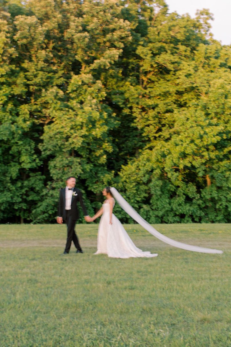 hornets's tweet photo. congrats to pat and ryan! 💍

📸 IG : janellerosephotography https://t.co/XkPZ9Yb4TB