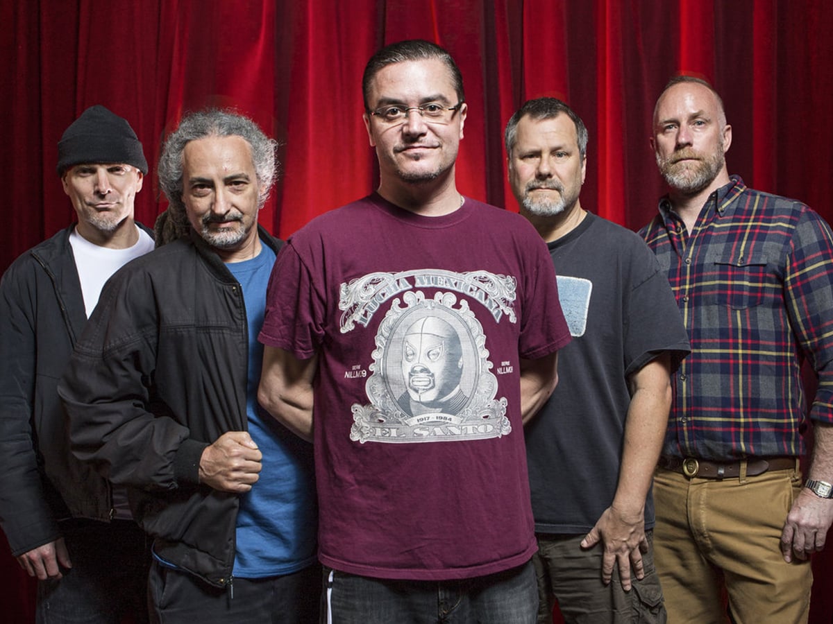 FarOutMag's tweet photo. Faith No More bassist confirms band’s 2027 reunion tour: “We’re gonna do it” https://t.co/HGFnPgdZPn https://t.co/QN4FSsAZS6