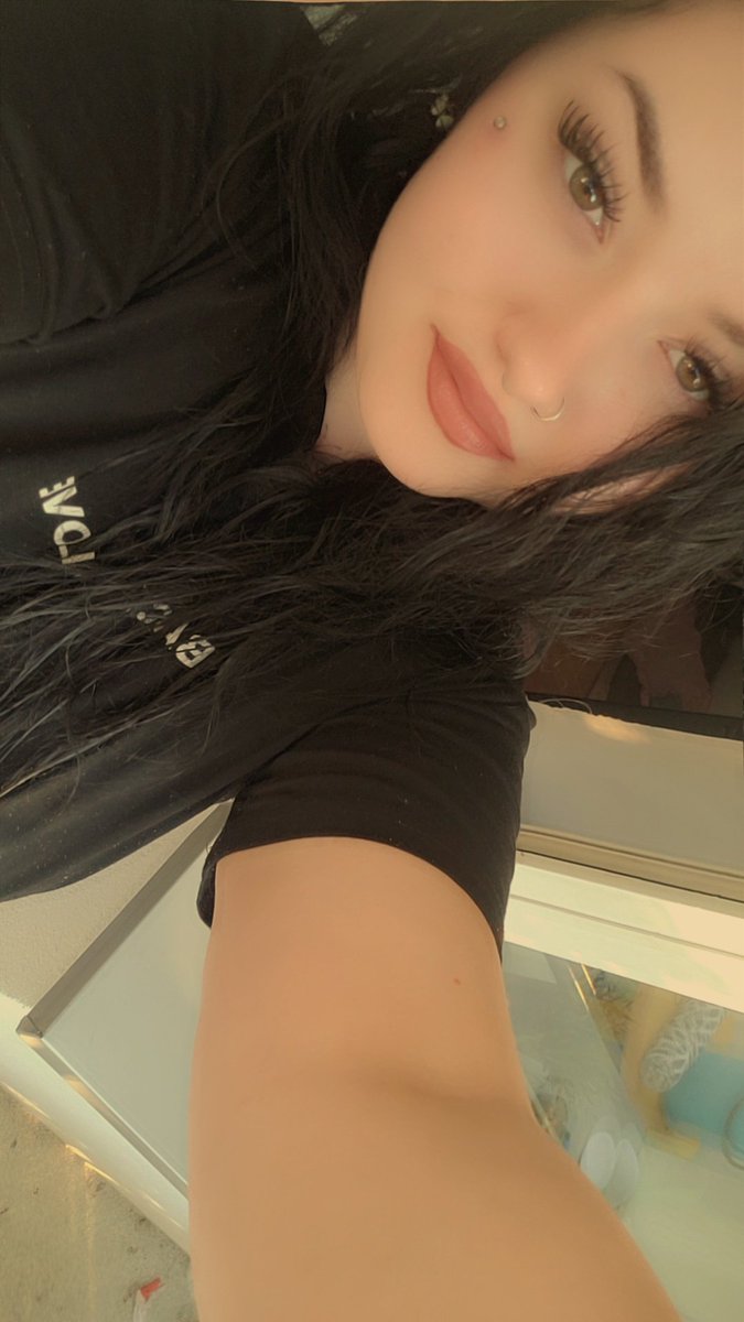 lena tweet media