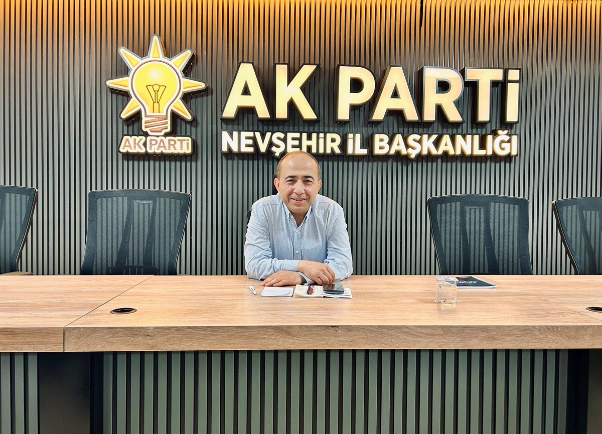 SSonugelen's tweet photo. Merkez İlçe Başkanlığı haftalık olağan toplantımızı tamamladık. Çalışmalarımızı gözden geçirip gündemimizdeki konular üzerine değerlendirmelerde bulunduk. Alınan kararların teşkilatımız ve ilçemiz için hayırlara vesile olmasını diliyoruz. https://t.co/cXu0QHZFCz