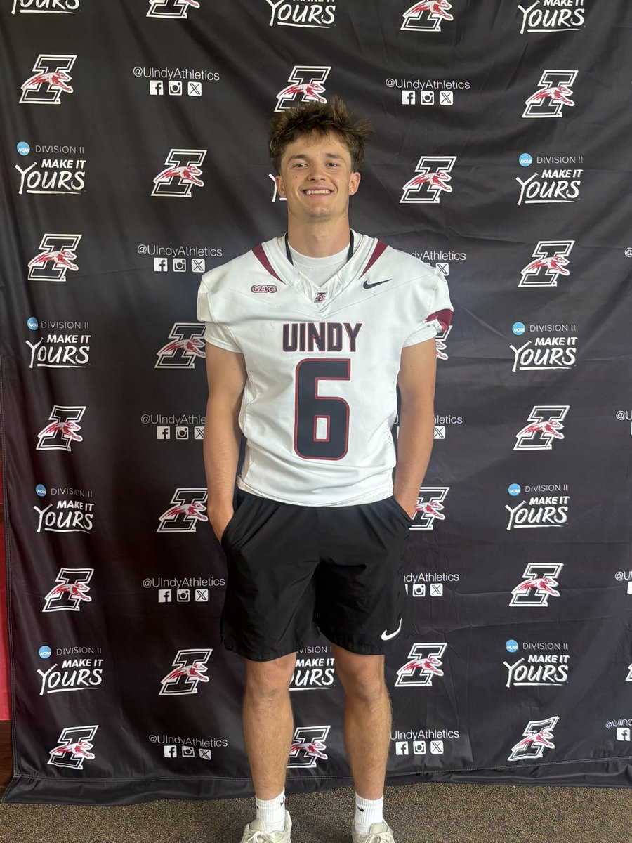 dyla_anderson6's tweet photo. Thank you to @Coach_JBivens for the summer visit had a great time. Can’t wait to be back on campus. Build the relationship. All glory to god. @KeeversChris @coachburke89 @bennettwhite1 @pekinfootball @Angie_anderso6 @AllenTrieu @coach_trent @Zachary309 https://t.co/VAXyf1P6Qy