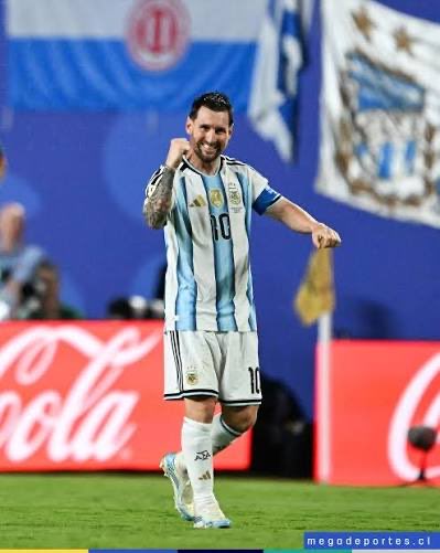 jpmuzzio72's tweet photo. Como les gusta la de Messi a los descendientes del chavo eh https://t.co/JiFAqJ3Wgo