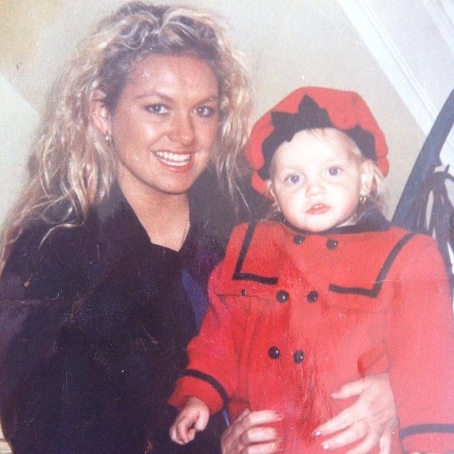 hourly_lmx's tweet photo. PERRIE                                     ALANIS https://t.co/YbrlpckfnW