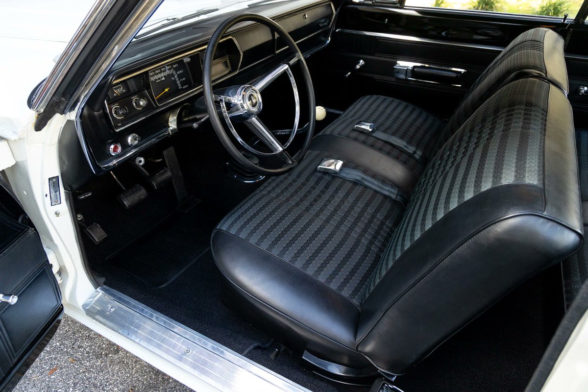 hypercarsio's tweet photo. Factory-built without a heater, radio, or insulation—this 1-of-55 RO23 Hemi Belvedere was never meant for the road. 178 miles, 4-speed, never cut. https://t.co/ppnElupgMV