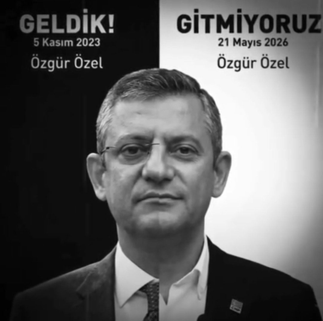 batmanhalklis's tweet photo. Tek Başkan @eczozgurozel https://t.co/5ZVJXeFucf
