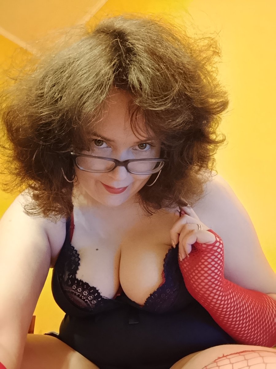 KatarinaStrip's tweet photo. Slow teasing &amp; late night vibes 💋😈
@Stripchat 👉 https://t.co/gz7WEjI2FV #stripchat #stripchatlive https://t.co/j4P6Eq7A9H