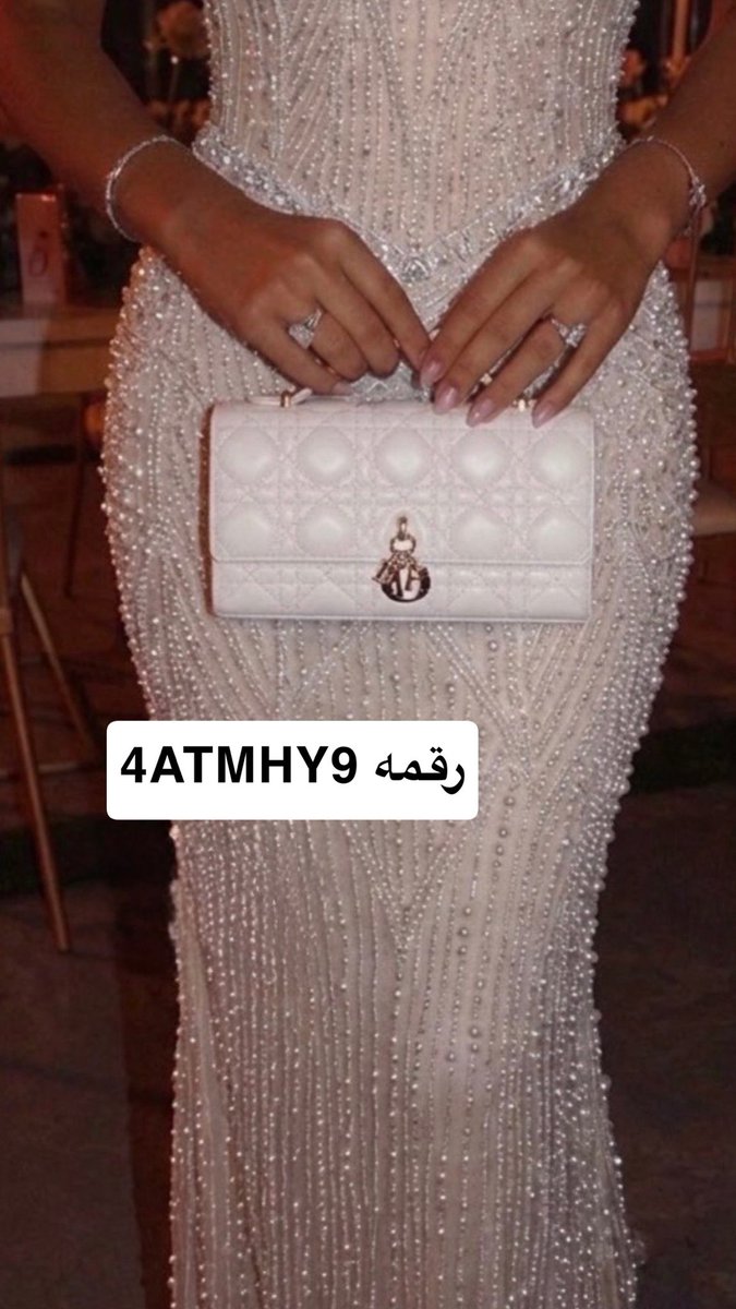 _eva_1010's tweet photo. من الفساتين اللي وجودها ضروري في دولابك 🤍

رابــط 👇🏻 https://t.co/Pu96eOTawI