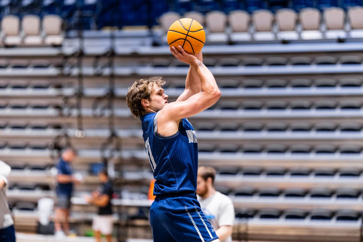 OspreyMBB's tweet photo. Day 1. 

Summer ball is here. https://t.co/vP6t436VlG