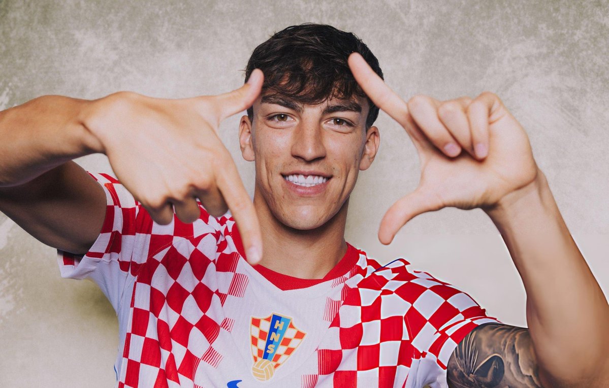 Gabriel🦇 tweet media