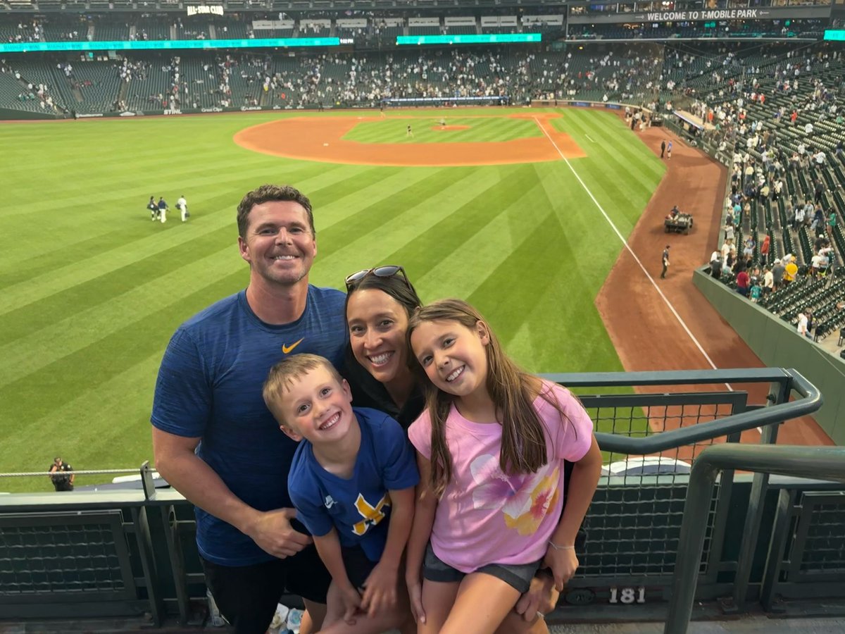 BroncoBunch's tweet photo. Fun night at the ballpark with the family! Kids got a ball from Cal Raleigh in the bullpen and Mariners got a W https://t.co/XNKma0EhJa