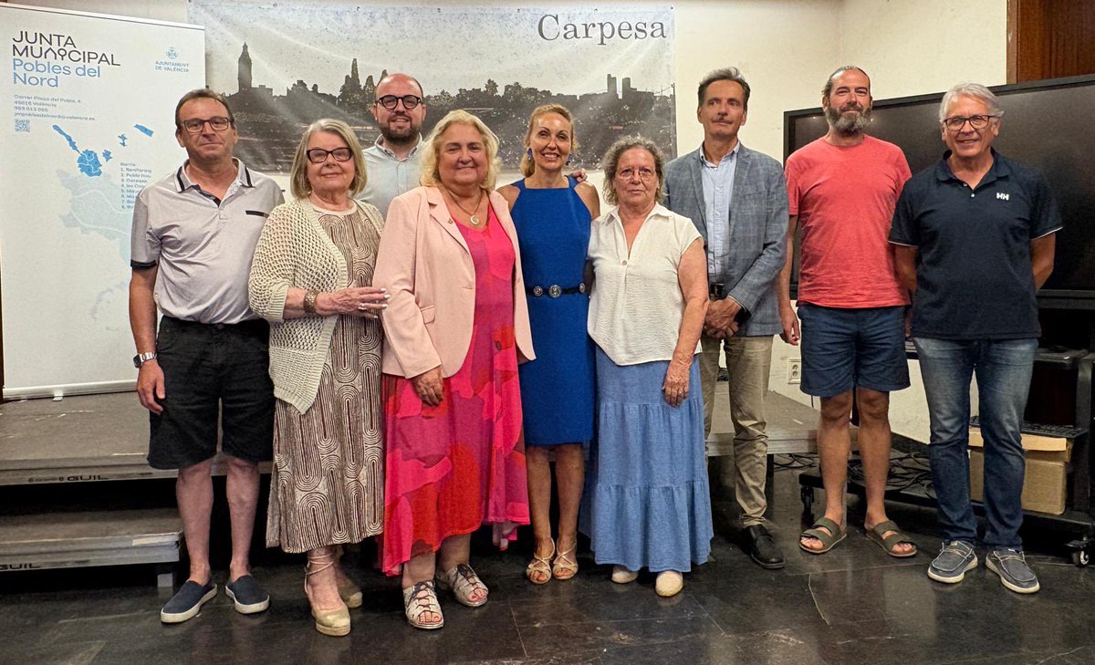 MJFSanSegundo's tweet photo. 🗣️ En estas dos últimas semanas he presidido los Consejos de las Juntas Municipales de Distrito del Marítimo y de Pedanies Nord, en las que hemos dado voz (y escuchado) a los vocales, entidades y vecinos de nuestros barrios y pedanías.

🏗️ Gratificante celebrar el Consejo de Marítimo en el Centro Cívico Cabanyal-Canyamelar, una obra que encontramos paralizada y que ya es una realidad para la vecindad.

💙 Y Emotivo Recuerdo-Homenaje en Pedanies Nord a José Manuel Gimeno, fallecido en abril, que en sus dos etapas como Alcalde Pedáneo de Cases de Bàrcena, Mauella, Teuladella, Rafalell y Vistabella, dedicó casi 20 años a su pedanía.
