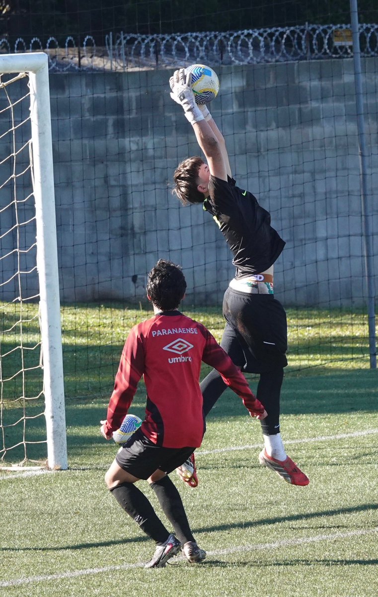 BasilSims_GK's tweet photo. Last match in Brazil vs Athletico Paranaense. 

Amazing academy grounds 🤩. 
Direct pro pathway top flight academy and club. 

What an honor to play them 🙏 🇧🇷 https://t.co/v3oQ3flST8