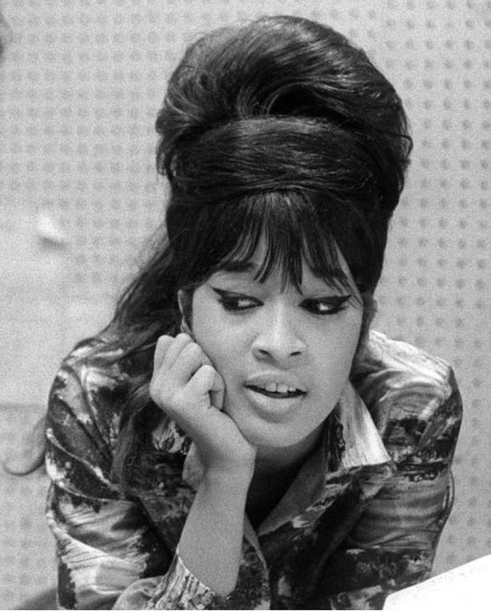 TheCinesthetic's tweet photo. Barry Jenkins’ BE MY BABY may begin filming this fall.

The film stars Zendaya as Ronnie Spector, the legendary lead singer of The Ronettes. 🎬 https://t.co/JUuOURXT2d