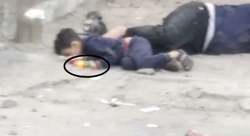 BAlhabel's tweet photo. The hardest photo taken of a child in the modern era

The moment an Israeli soldier snipes a Palestinian child in Gaza during the war,

the child's shadow clinging to his toy until the very last breath. https://t.co/uRahPb1cqf