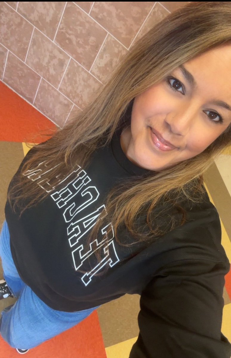 mireily519's tweet photo. Time for a new pin: 

Hola, I’m Mireily 🙋🏻‍♀️
Mom of 2 boys in college 🩵🩵 
5th grade ESOL &amp; Special Ed 👩🏻‍🏫 
30th yr veteran teacher 

Help us make this school year the best yet! My students and I are grateful for your support! 

https://t.co/c229uQuRpT https://t.co/JJh1lecWXc