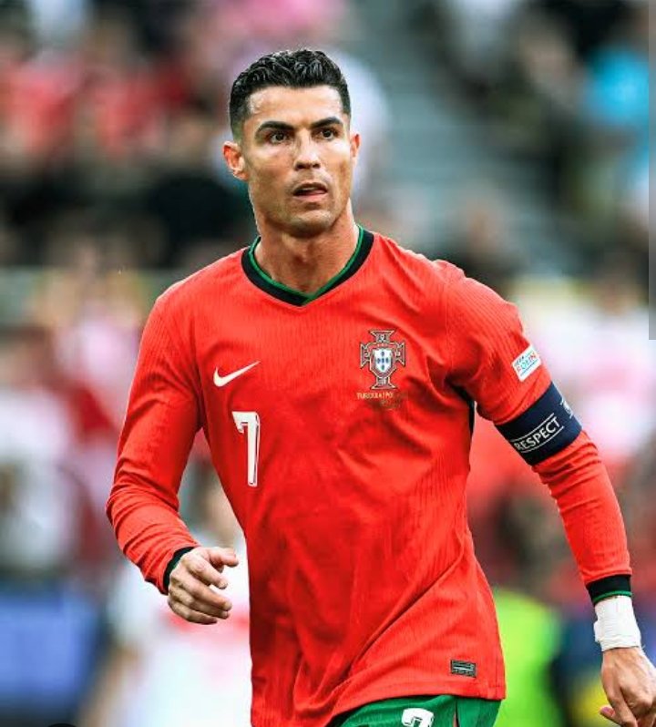 MacCollins_A's tweet photo. Stinky stinker.

Messi will score a hat trick and gets sub by the 70th minute. This means passing the batton to the next gen.

Mr stinker must stink for 90 mins every game. https://t.co/rtKiKst2OW