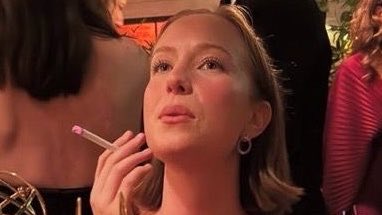 anemvas's tweet photo. i get so gay off that hannah smoking https://t.co/siGFgWlTVC