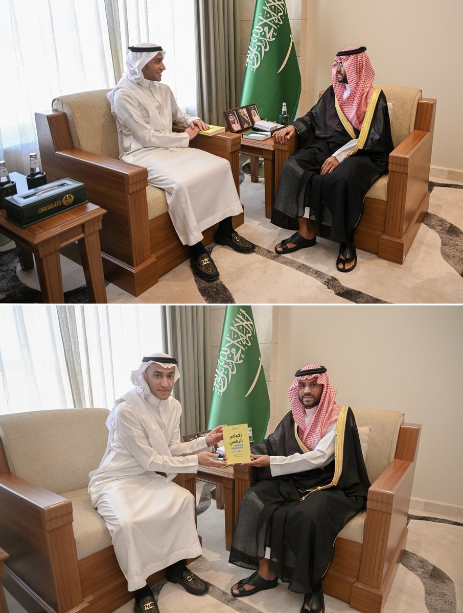 MajedAljuraywi's tweet photo. من اللقاءات التي أعتز بها كثيرًا، لقائي بصاحب السمو الملكي الأمير فيصل بن فهد بن مقرن نائب أمير منطقة حائل، وتشرفي بإهدائه كتابي. 

شكرًا لسموه على كريم وقته وحديثه الراقي والمُلهم، والذي كشف عن اهتمام عميق بالتحول الرقمي والذكاء الاصطناعي واستشراف المستقبل .. https://t.co/9LS3qZbpFV