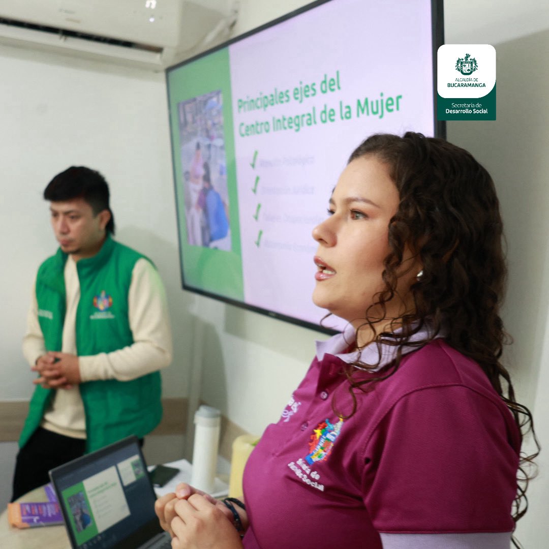 DesarrolloBGA's tweet photo. ¡🙋‍♂️💜Aliados por la equidad!

Realizamos un taller de nuevas masculinidades, en la empresa Gente Útil. Un espacio vital donde promovimos y difundimos una masculinidad sana como herramienta contundente en contra de la Violencia Basada en Género (VBG). https://t.co/Zpxa5v0YQj