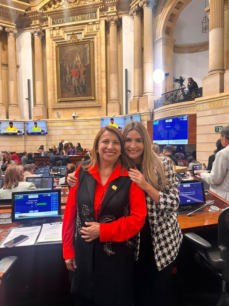 nadiablel's tweet photo. Durante años, la senadora @SoledadTamayoT ha trabajado con compromiso y perseverancia para visibilizar la lucha de los pacientes con tuberculosis y promover acciones que permitan una atención más oportuna e integral.

Ha sido un honor liderar junto a ella esta iniciativa, que hoy pasa a sanción presidencial.

Con este proyecto fortalecemos la respuesta del país frente a una enfermedad que sigue siendo un desafío para la salud pública, poniendo en el centro a los pacientes y sus familias.