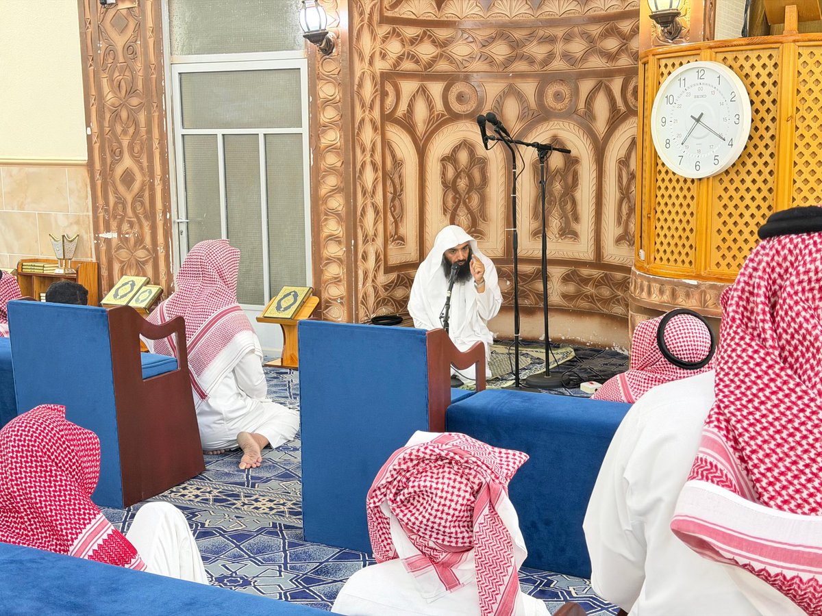WarakDawah's tweet photo. شُكر وتقدير ..
يطيب لجمعية الدعوة والإرشاد وتوعية الجاليات في وراخ أن يتقدموا بالشكر الجزيل بعد شُكر الله
لفضيلة الشيخ/ علي مشرع جماح الغامدي وفضيلة الشيخ/ عبد القادر أحمد الغامدي 
على ما قدموه في البرنامج الدعوي هذا اليوم الأربعاء ٢ / ١/ ١٤٤٨هـ سائلين الله أن يكتب أجرهم وأجر كل من حضر هذا البرنامج المبارك .
