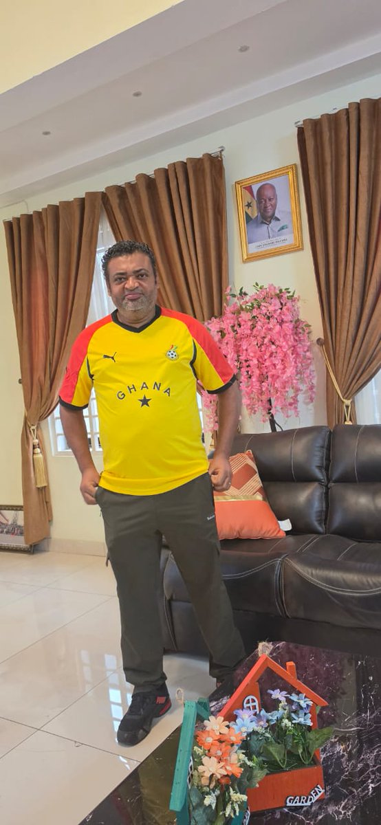 joseph_yammin's tweet photo. Go black stars https://t.co/7wvQuoSQf3