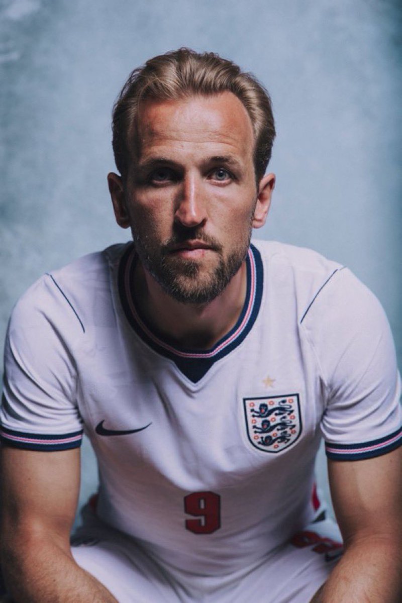CuriosidadesPRL's tweet photo. É um prazer ver Harry Kane jogar, um dos melhores centroavantes da história. https://t.co/e0U9H1eGgw