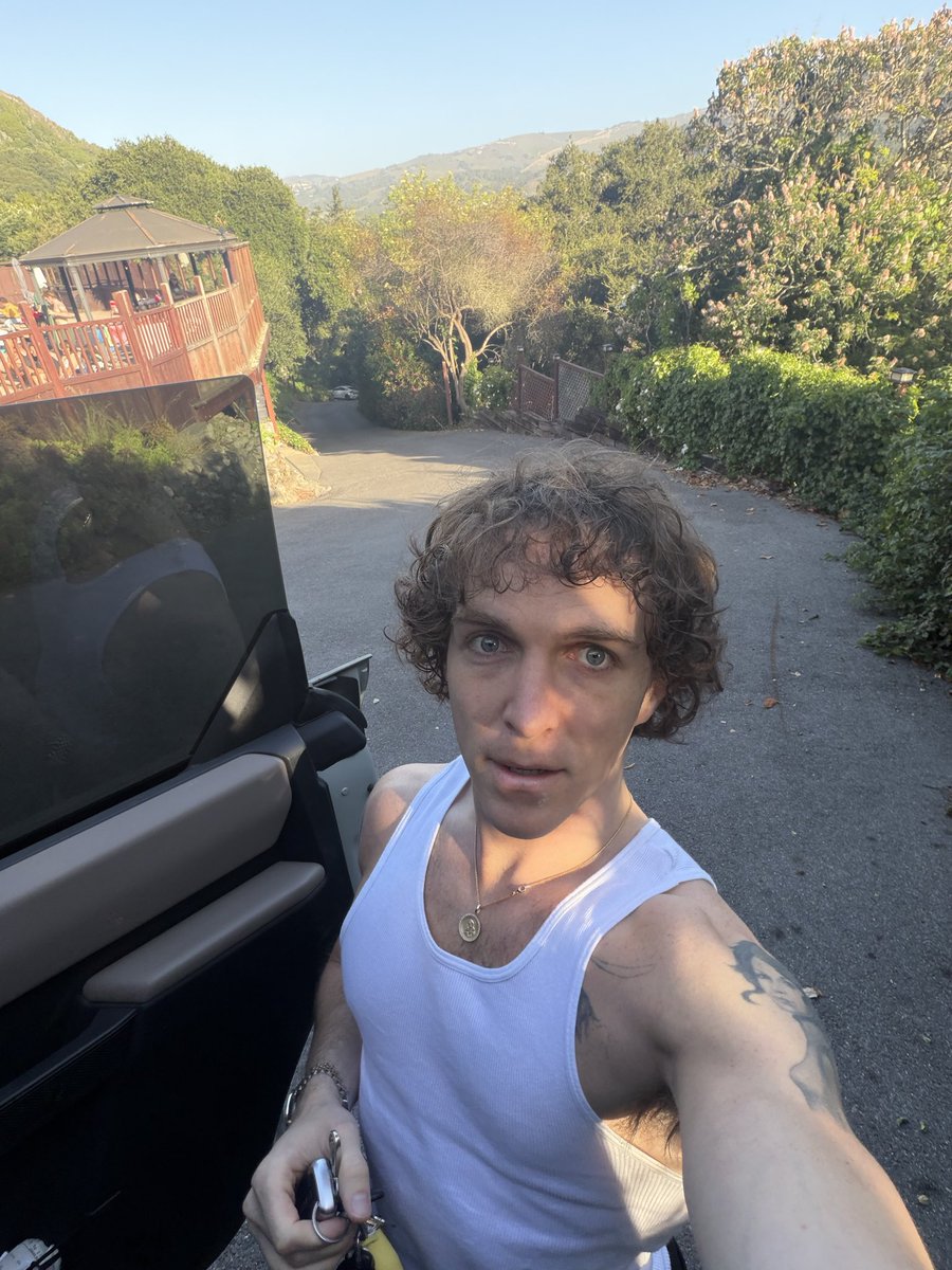 fellythekid's tweet photo. trip to carmel 🤞🏼 https://t.co/AozK2bPYjz