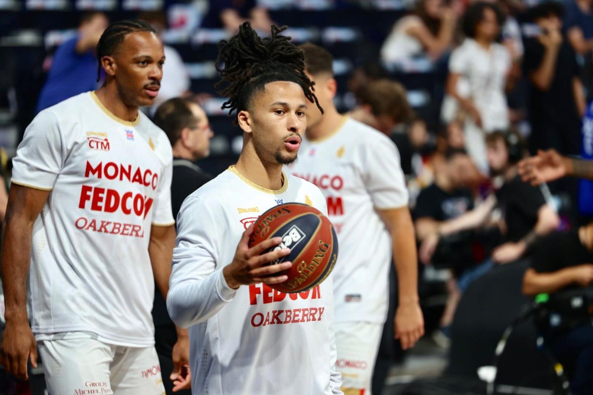 monaco__info's tweet photo. La #RocaTeam revient dans la partie et égalise 1-1, la manière en plus !

Victoire des Monégasques dans le match 2 de la finale de @Betclic_ELITE contre @ParisBasketball (102-90)

Place maintenant aux matches 3 et 4 Salle Gaston-Médécin @ASMonaco_Basket https://t.co/7nY0OHYwJI